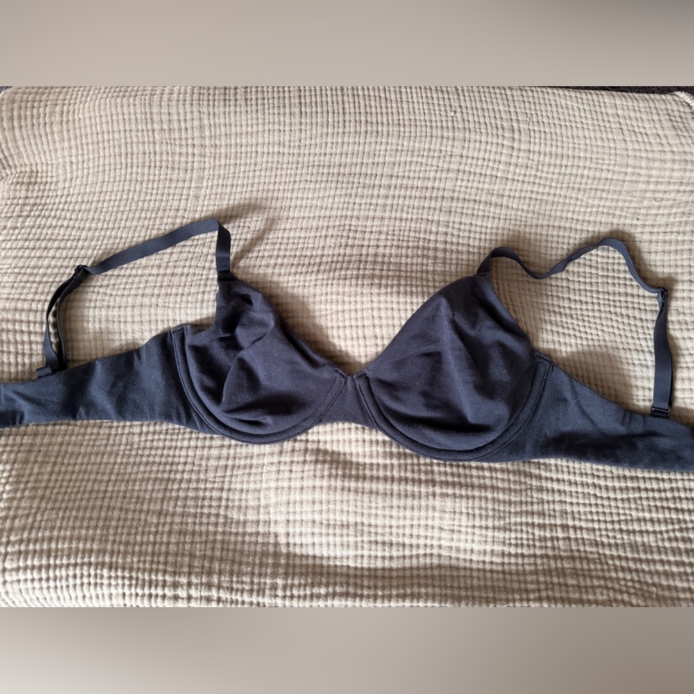 SKIMS Cotton Jersey T-Shirt Bra 32D